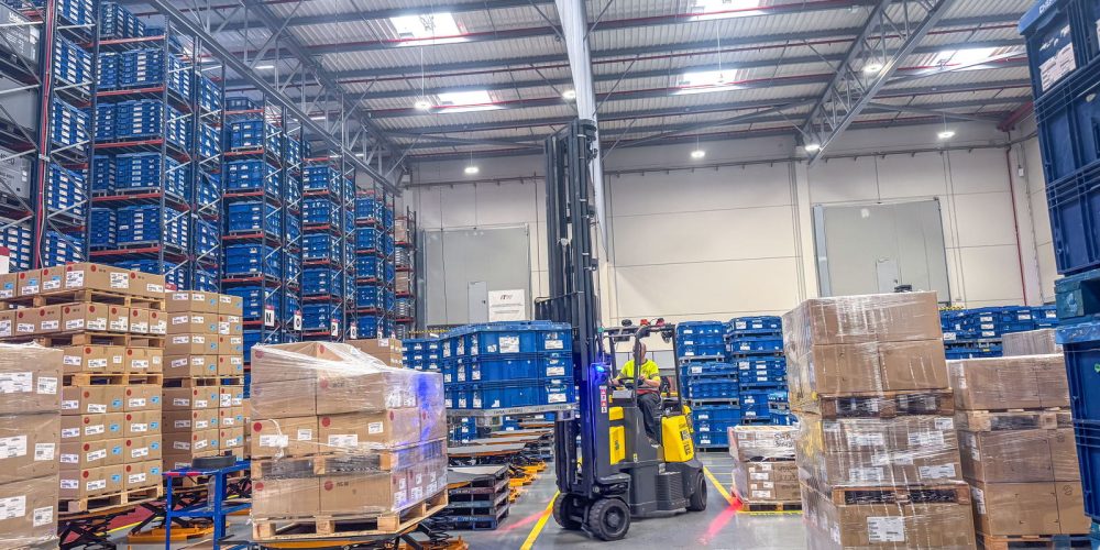 articulated forklift