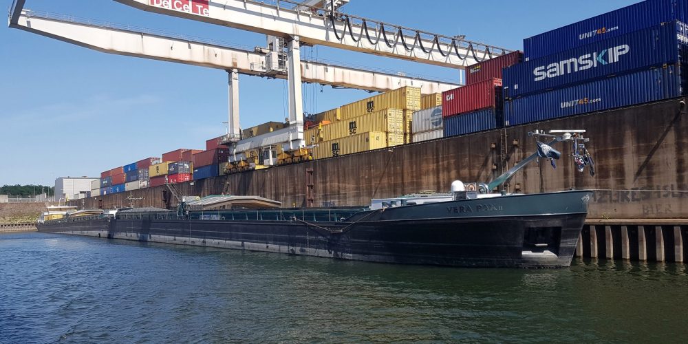 LogCoop_Support-for-the-logistics-sector-scaled