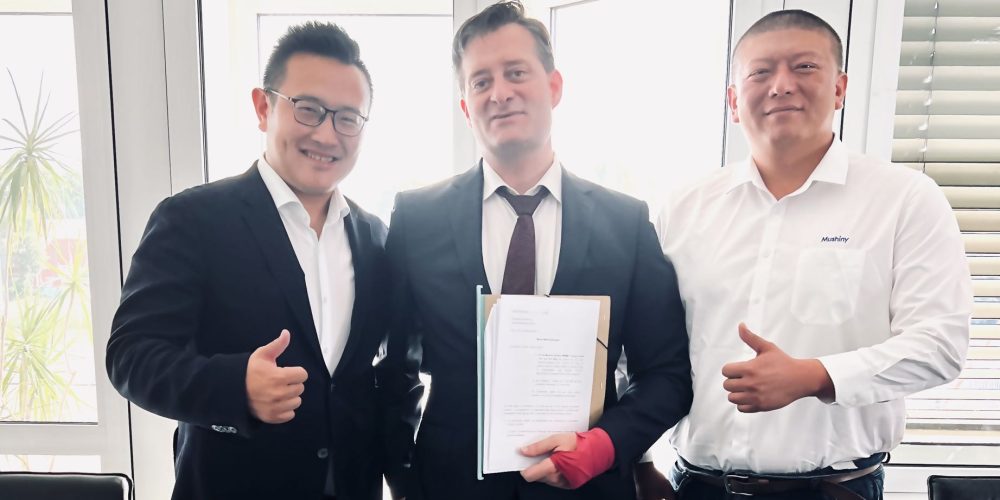 MU-22-12-01_OfficeGermany_Picture1