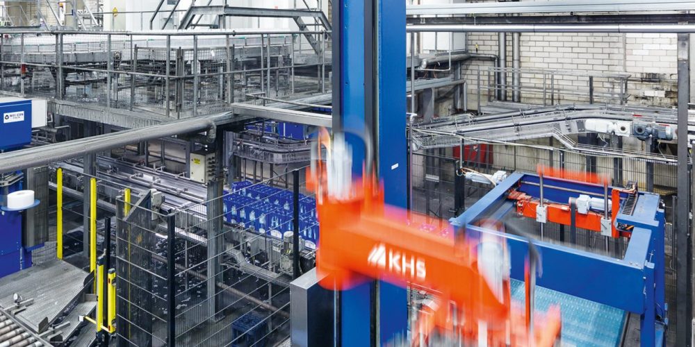 Palletizing-robot-scaled