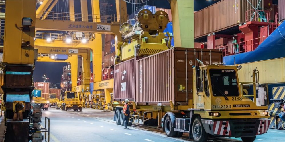 Port-lifting Port-lifting