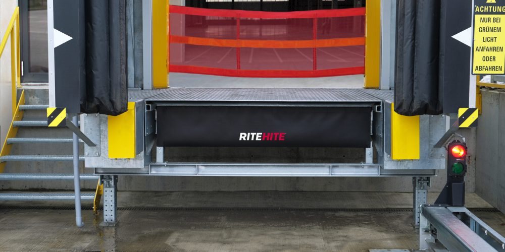 Rite-Hite_RiteLoad_Dock_Leveller_02-scaled Rite-Hite_RiteLoad_Dock_Leveller_02-scaled