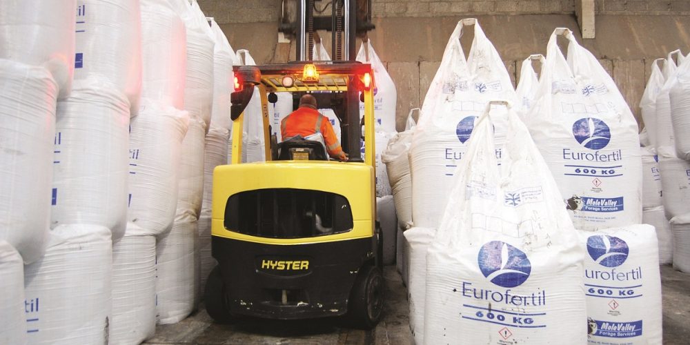 SAFELY-HANDLING-FLAMMABLE-MATERIAL-IN-THE-CHEMICAL-SUPPLY-CHAIN_B