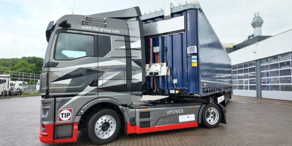 Propelled Semi-Trailer
