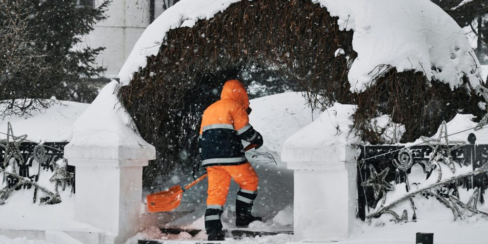 Working-in-cold-temps-scaled