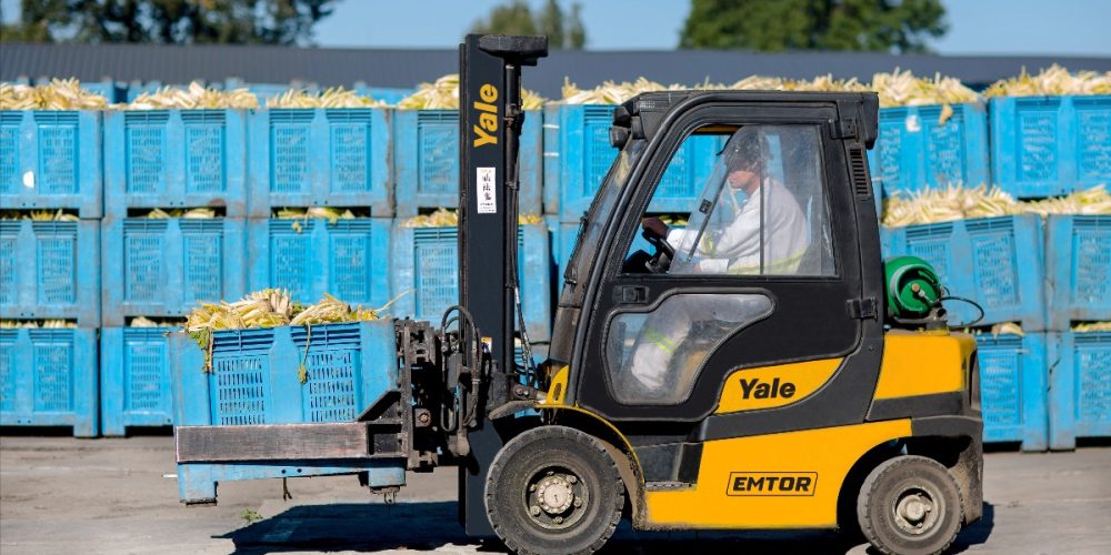 Yale-trucks