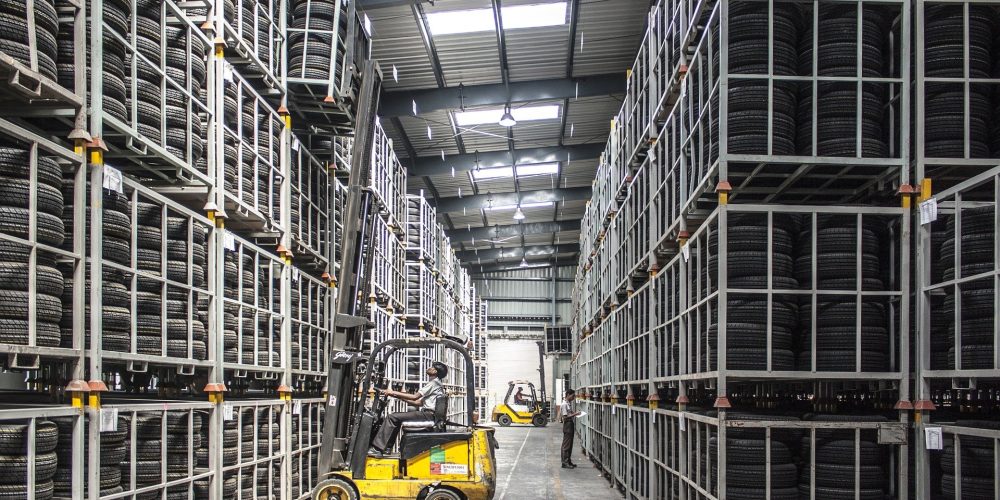 forklift-835340_1920 forklift-835340_1920