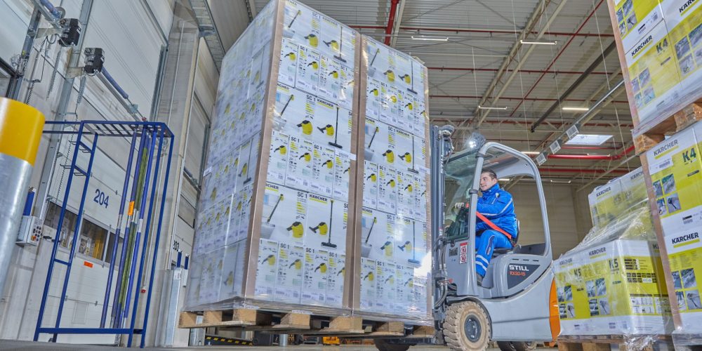 forklift-warehouse-general-scaled